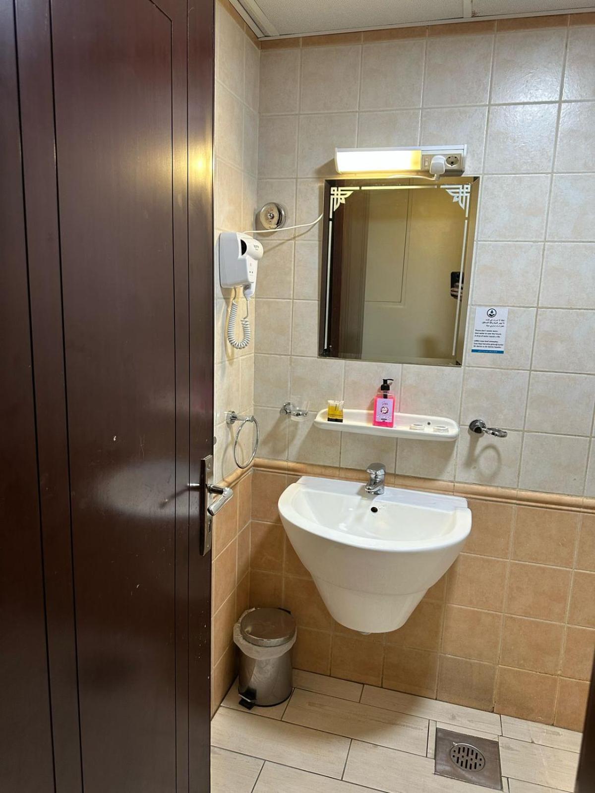 Hotel Morjan Almedina Aldhabi For Hospitality Tourism Экстерьер фото
